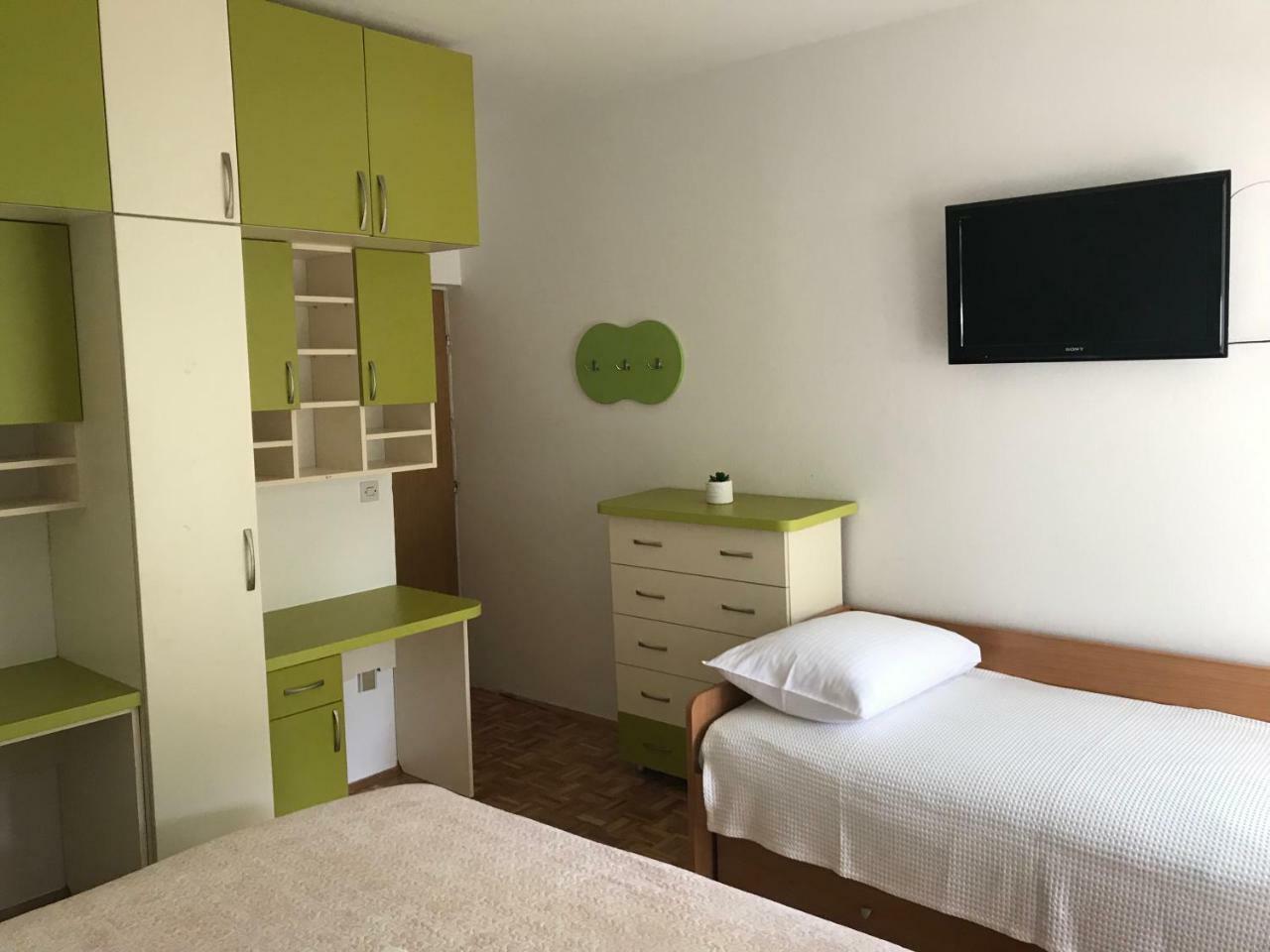 Apartman Ive Стариград-Паклениця Екстер'єр фото