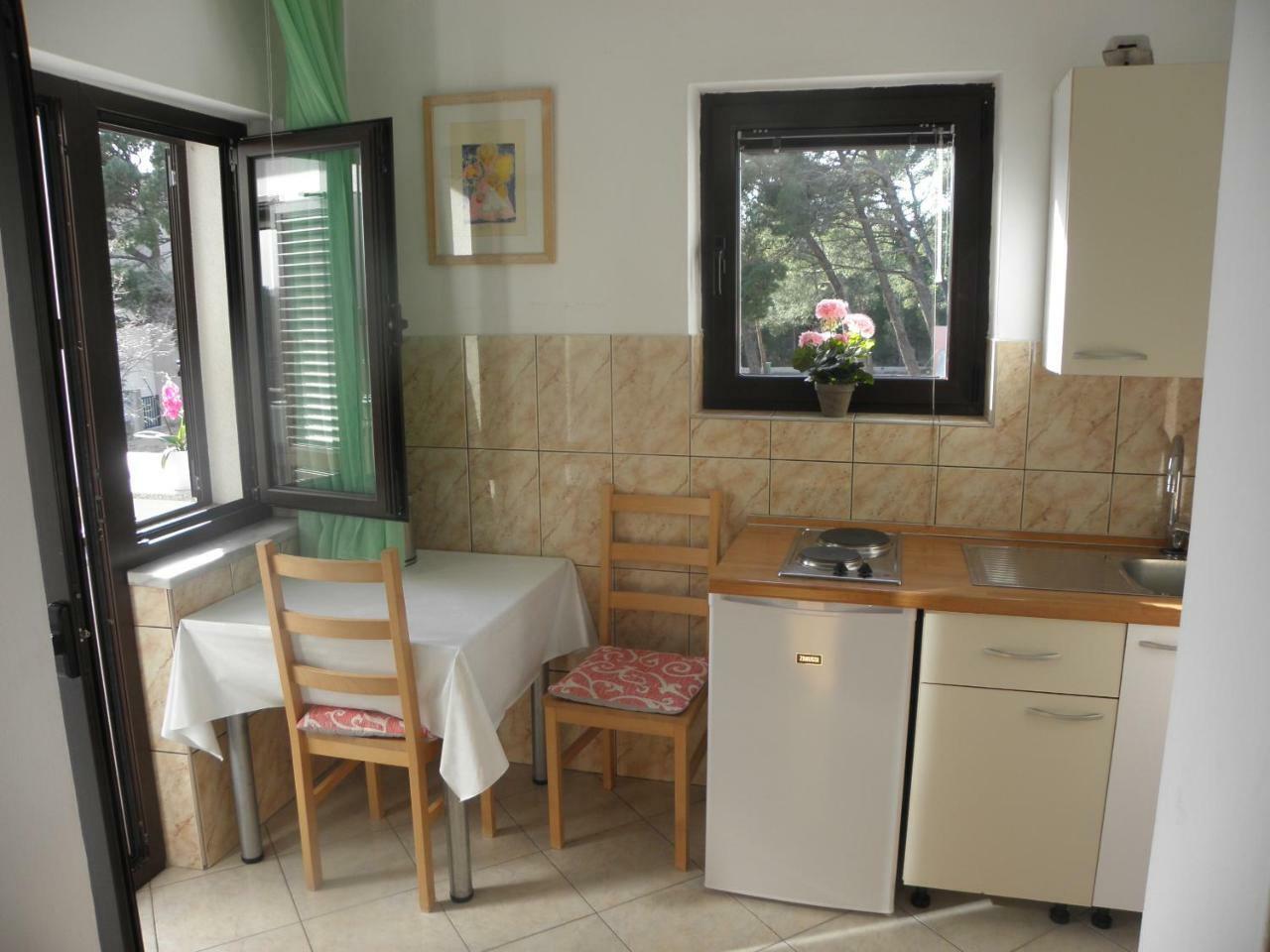 Apartman Ive Стариград-Паклениця Екстер'єр фото